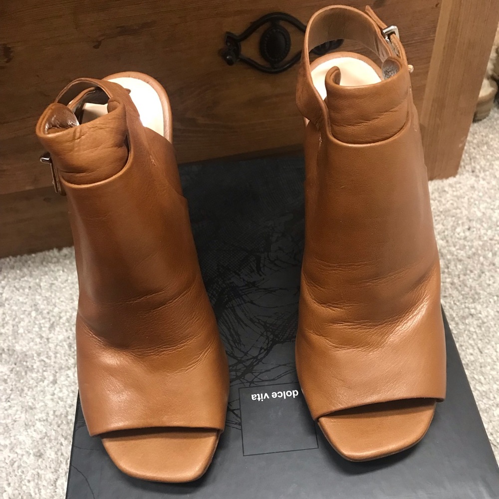 Dolce vita wedges size 9